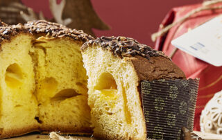 panettone e tavola di Natale